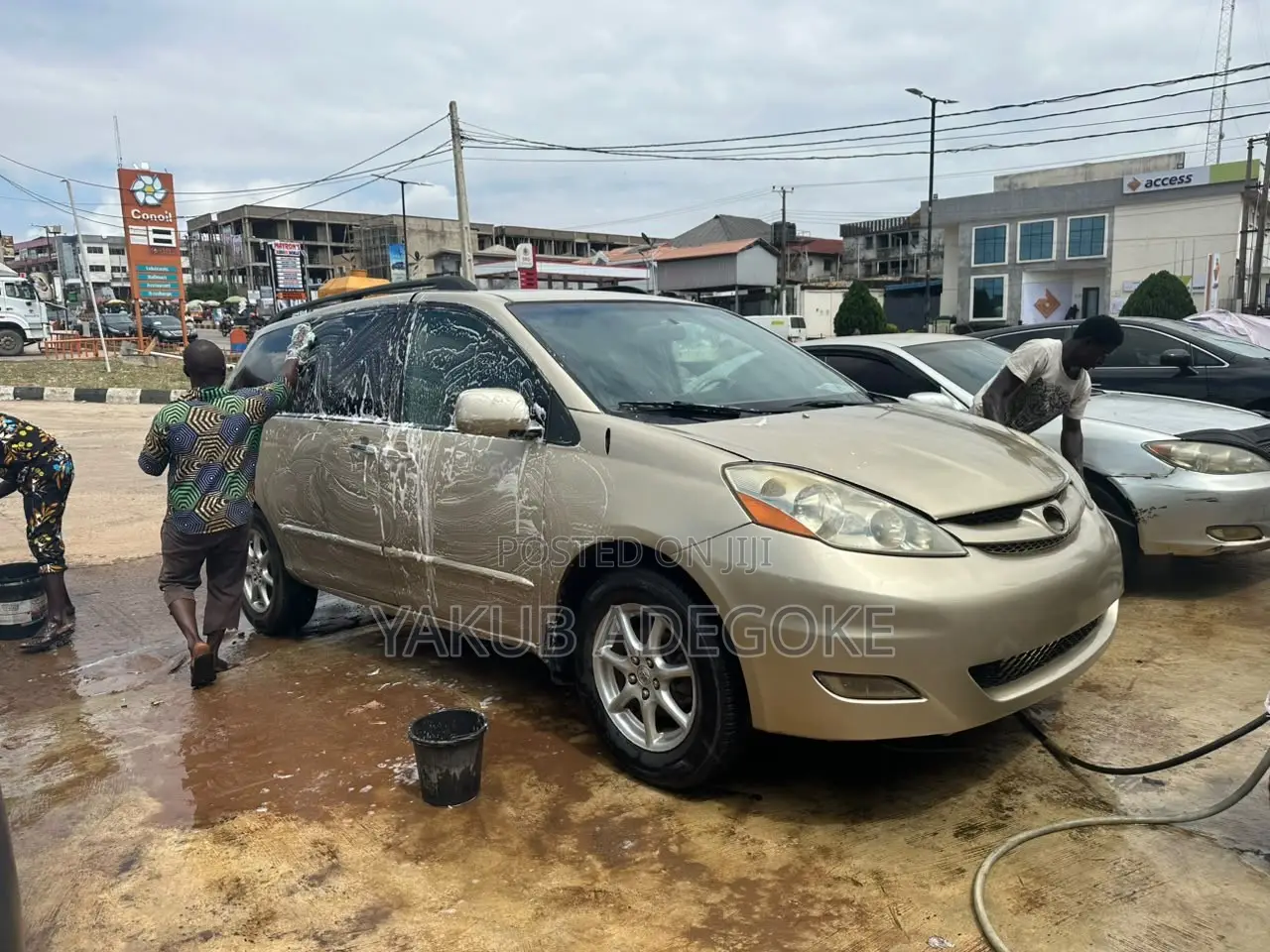 Toyota Sienna 2006 Gold