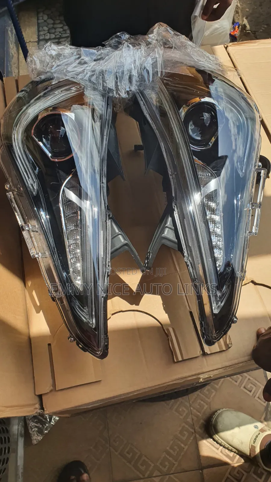 014 Sonata Head Lamp