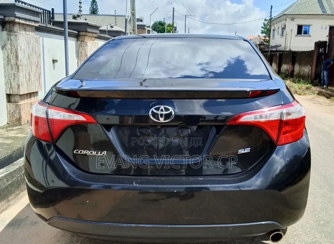 Toyota Corolla S 4dr Sedan (1.8L 4cyl CVT) 2016 Black