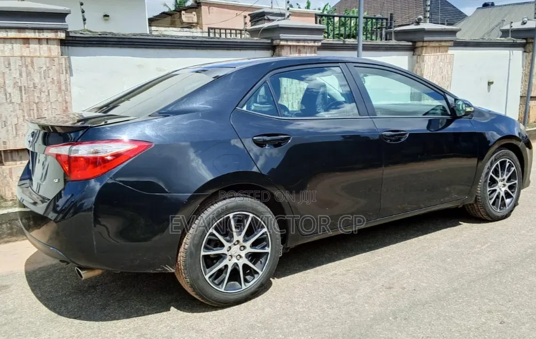 Toyota Corolla S 4dr Sedan (1.8L 4cyl CVT) 2016 Black