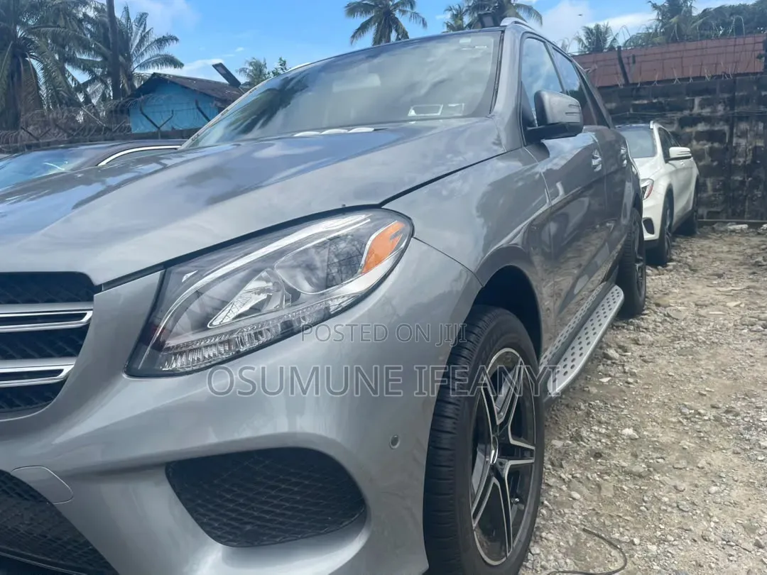 Mercedes-Benz GLE-Class GLE 350d 4MATIC 2017 Gray