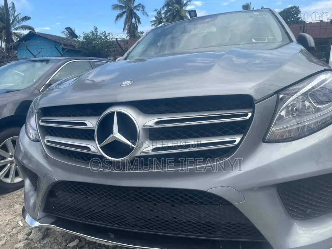 Mercedes-Benz GLE-Class GLE 350d 4MATIC 2017 Gray