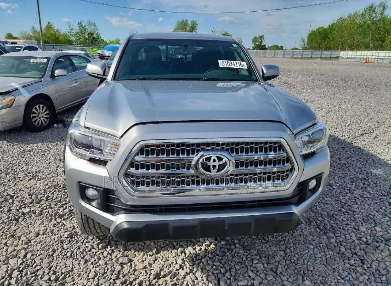 Toyota Tacoma 2017 Silver
