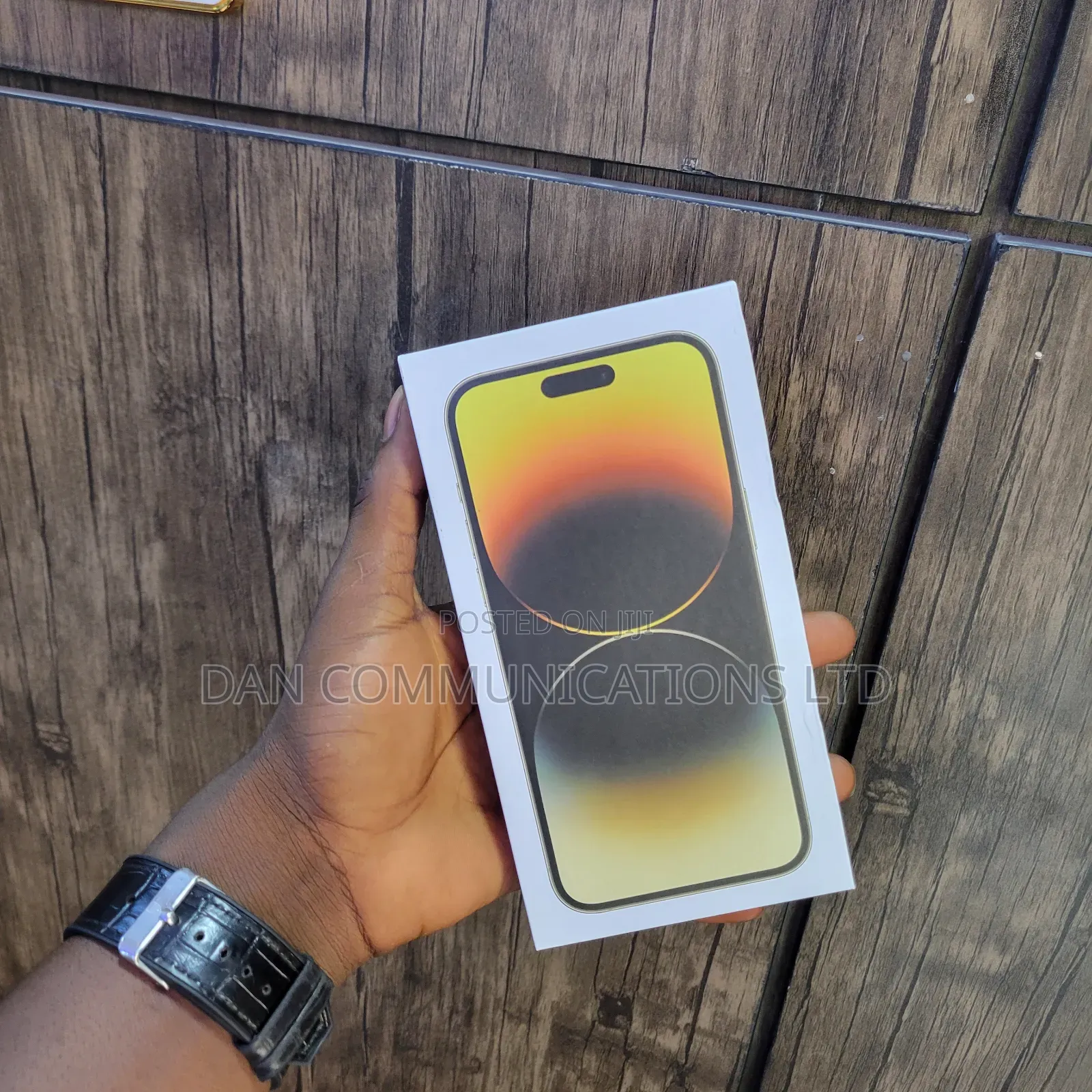 New Apple iPhone 14 Pro Max 128 GB Gold