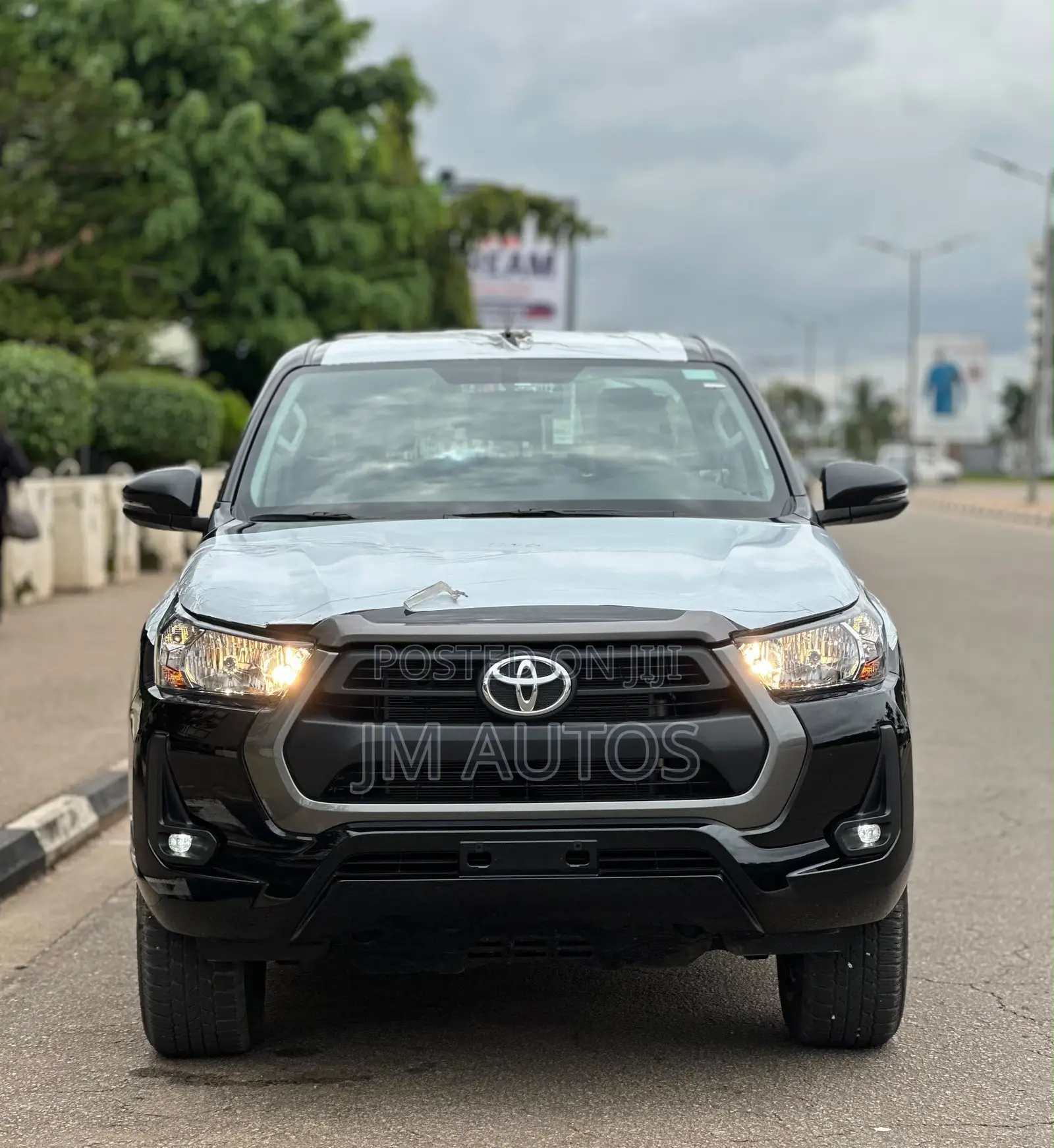 New Toyota Hilux Black Edition 2026 Black