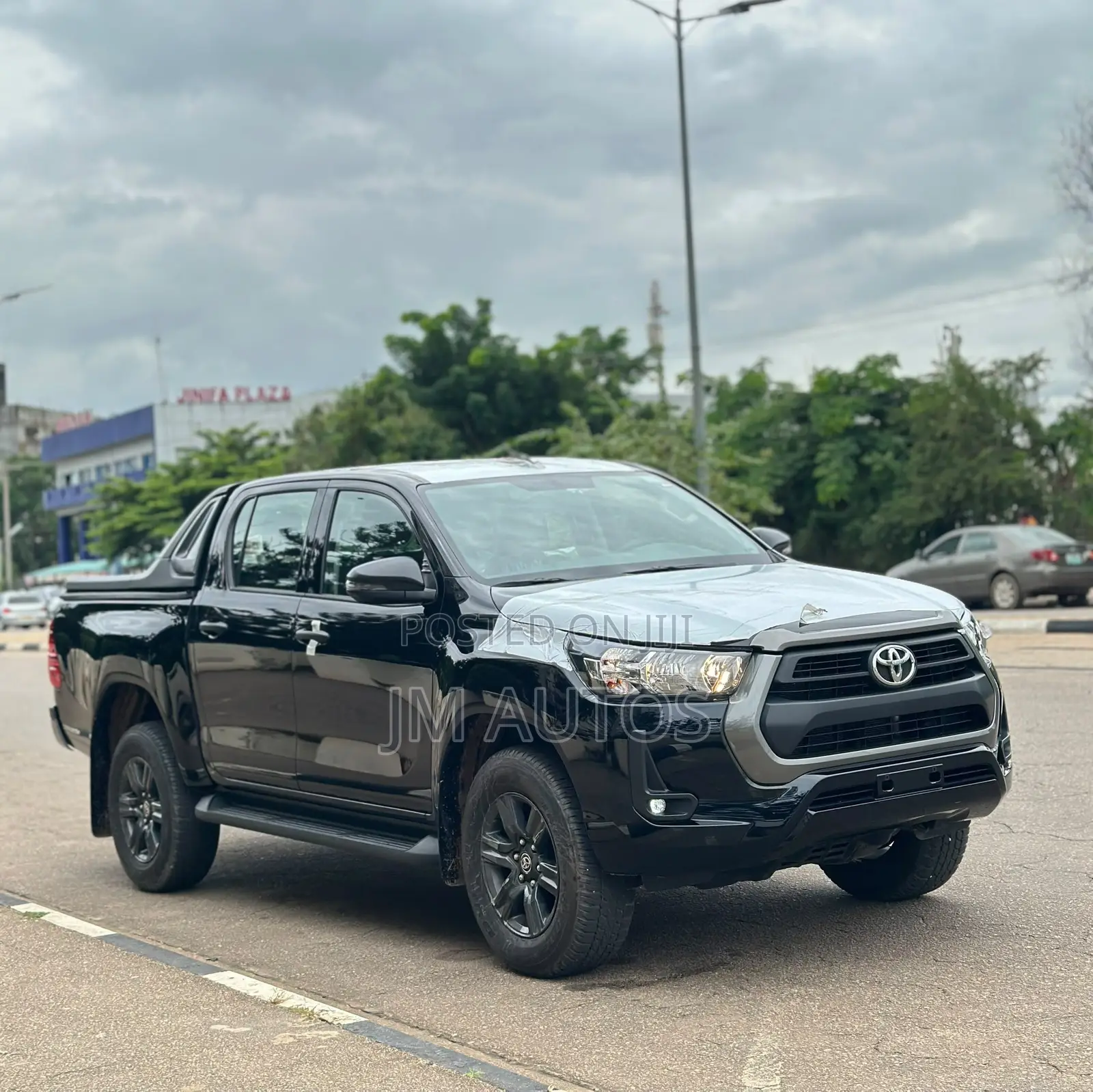 New Toyota Hilux Black Edition 2026 Black