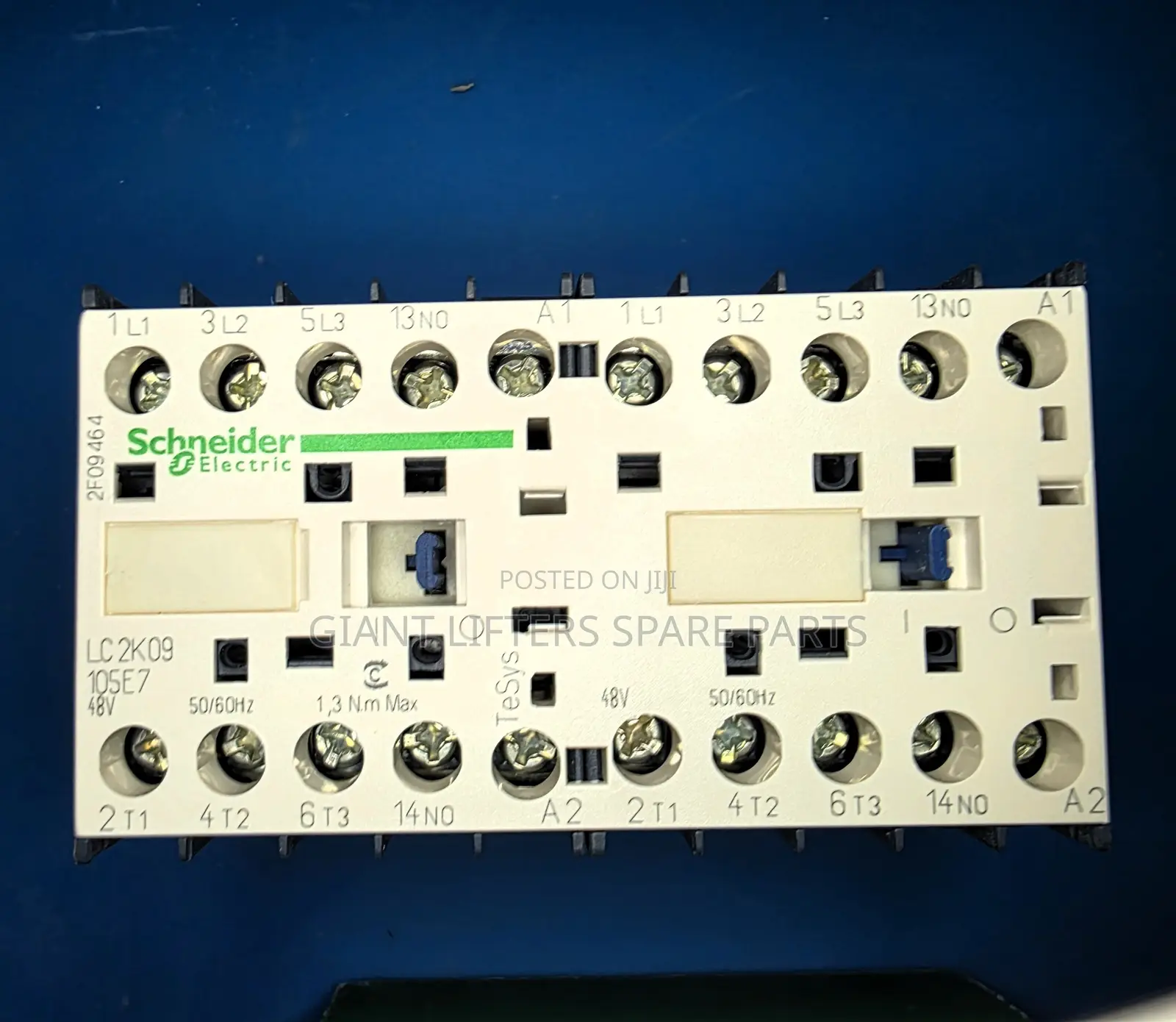 Lc2k09105e7 Reversing Contactor – Tesys K, 48v AC, 9a