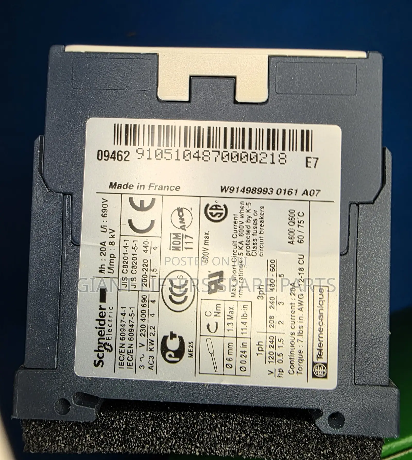 Lc2k09105e7 Reversing Contactor – Tesys K, 48v AC, 9a