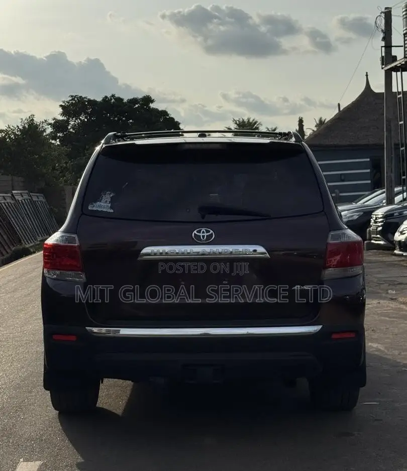 Toyota Highlander 2018 Burgundy