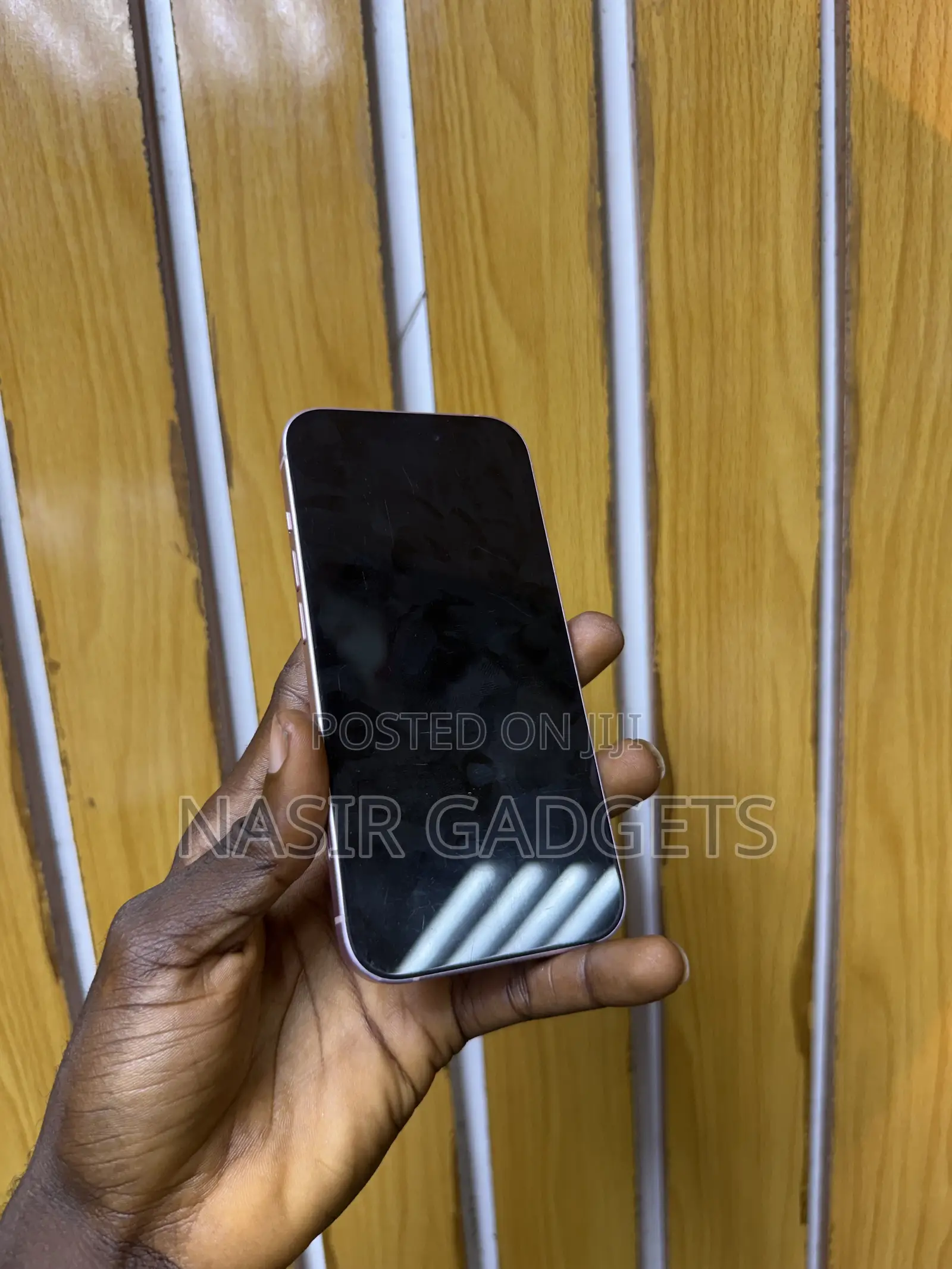Apple iPhone 15 128 GB Pink