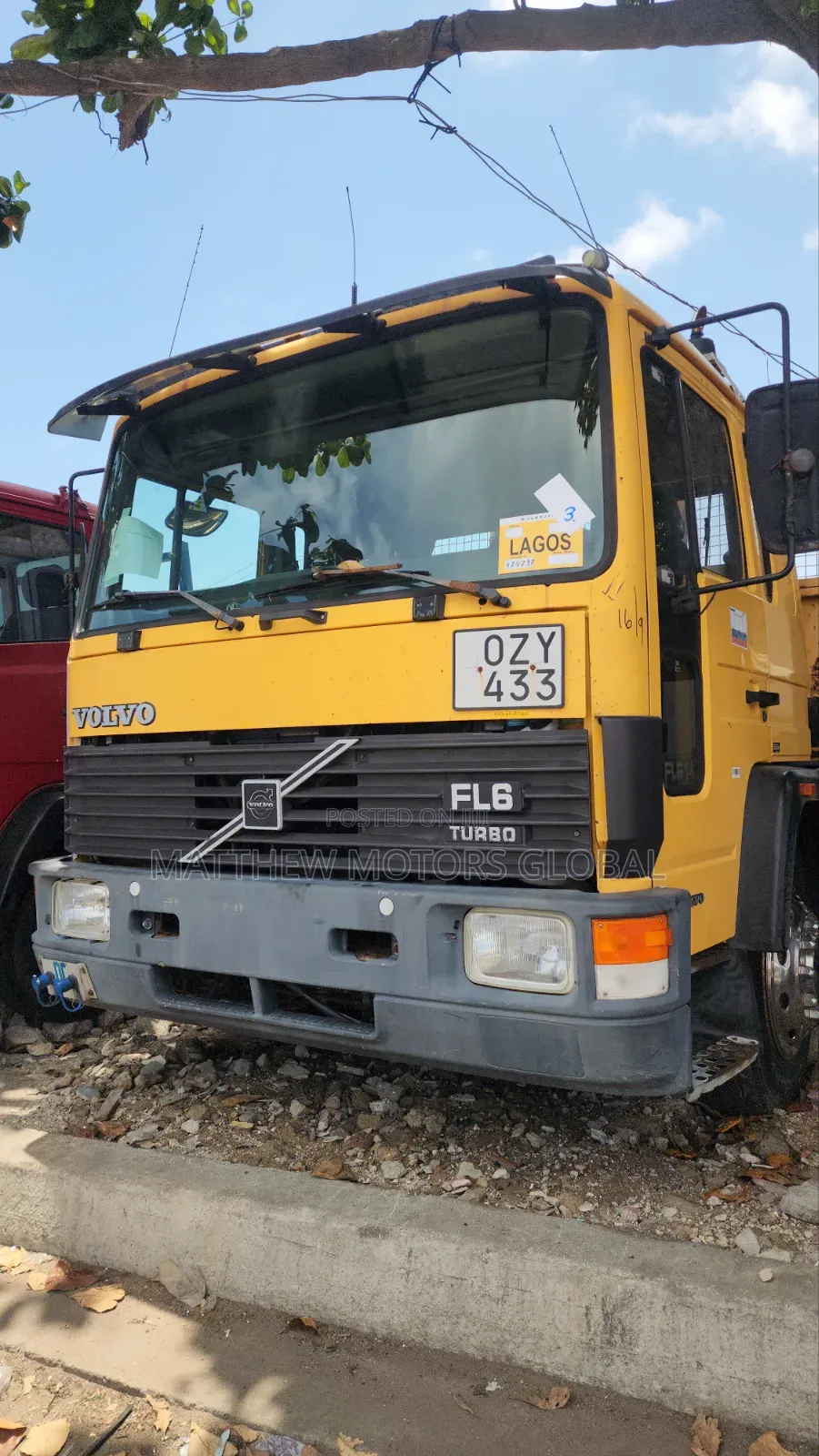 Super Clean Foreign Used Volvo FL6 14 Truck, 8 Bolts, 6 Tires.