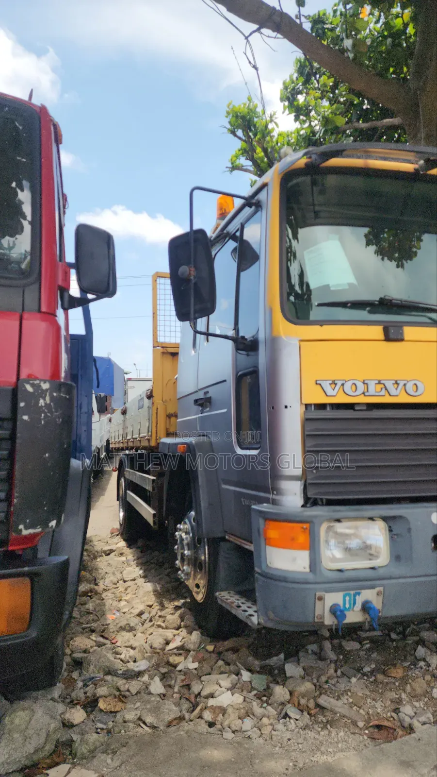 Super Clean Foreign Used Volvo FL6 14 Truck, 8 Bolts, 6 Tires.