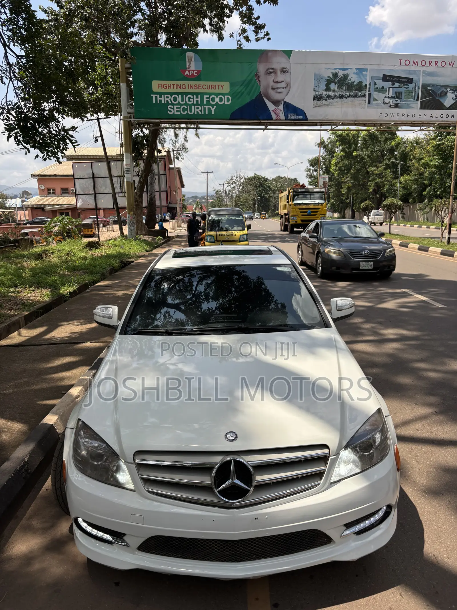 Mercedes-Benz C300 Luxury Sedan RWD (3.0L 6cyl 7A) 2010 White