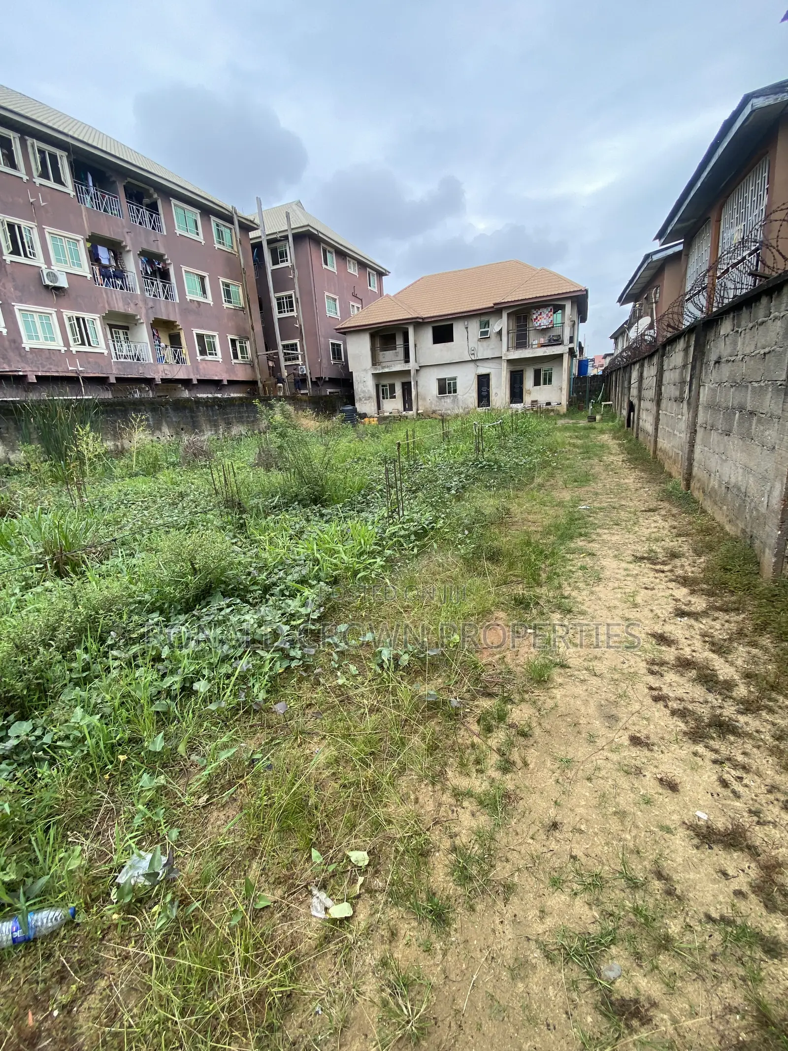 4bdrm Block of Flats in Ago Palace for sale