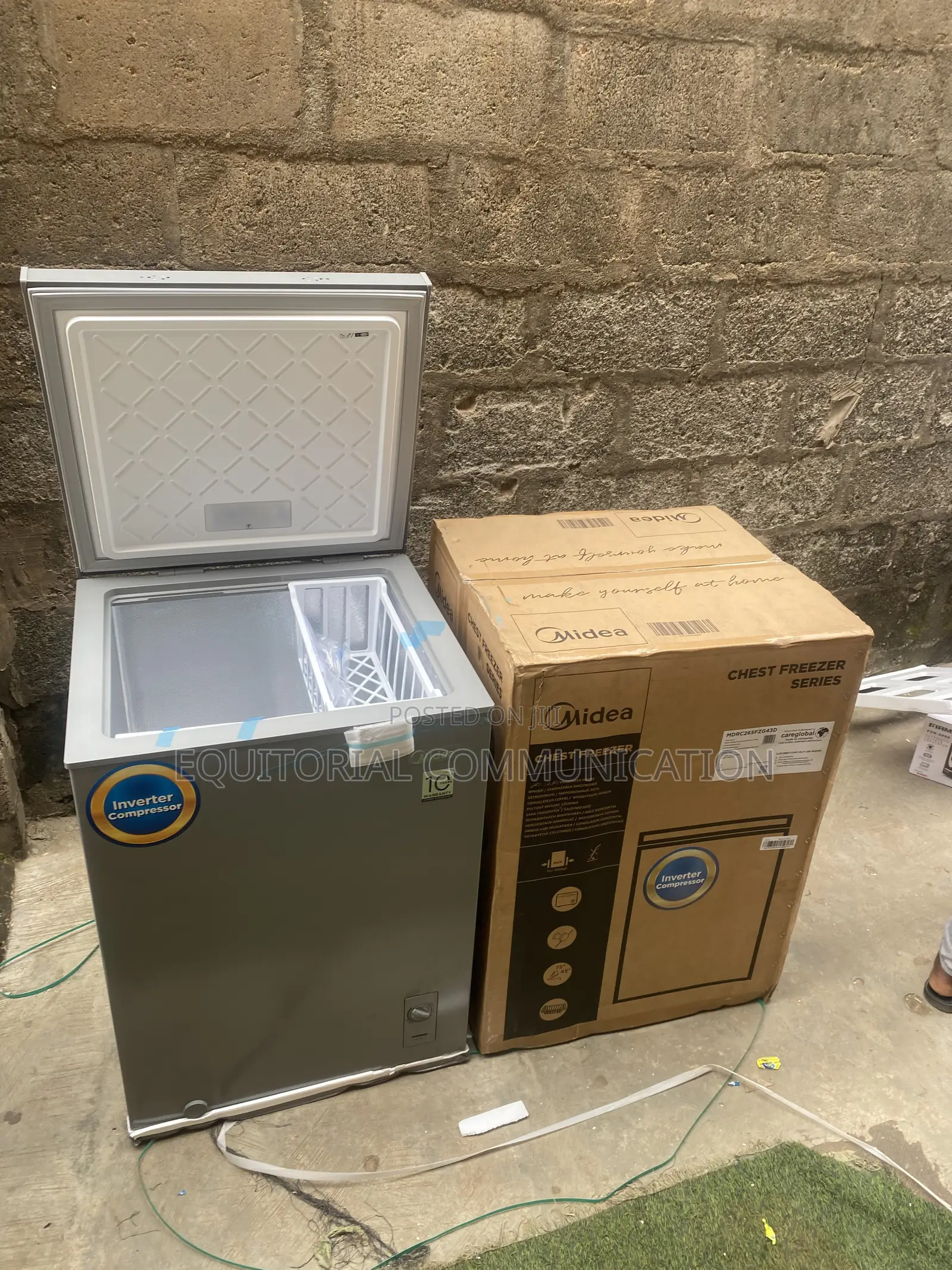 Midea MDRC265FZG43D 142L Home Storage Chest Freezer