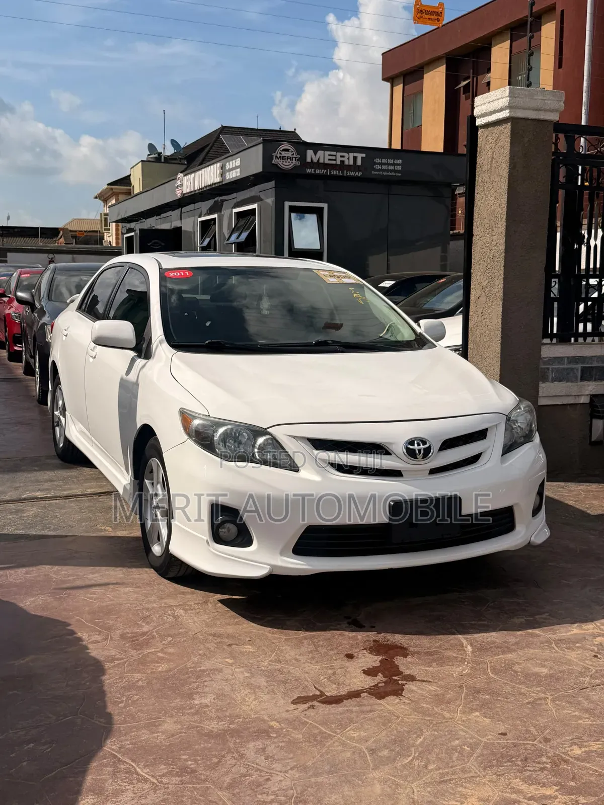 Toyota Corolla 2011 White