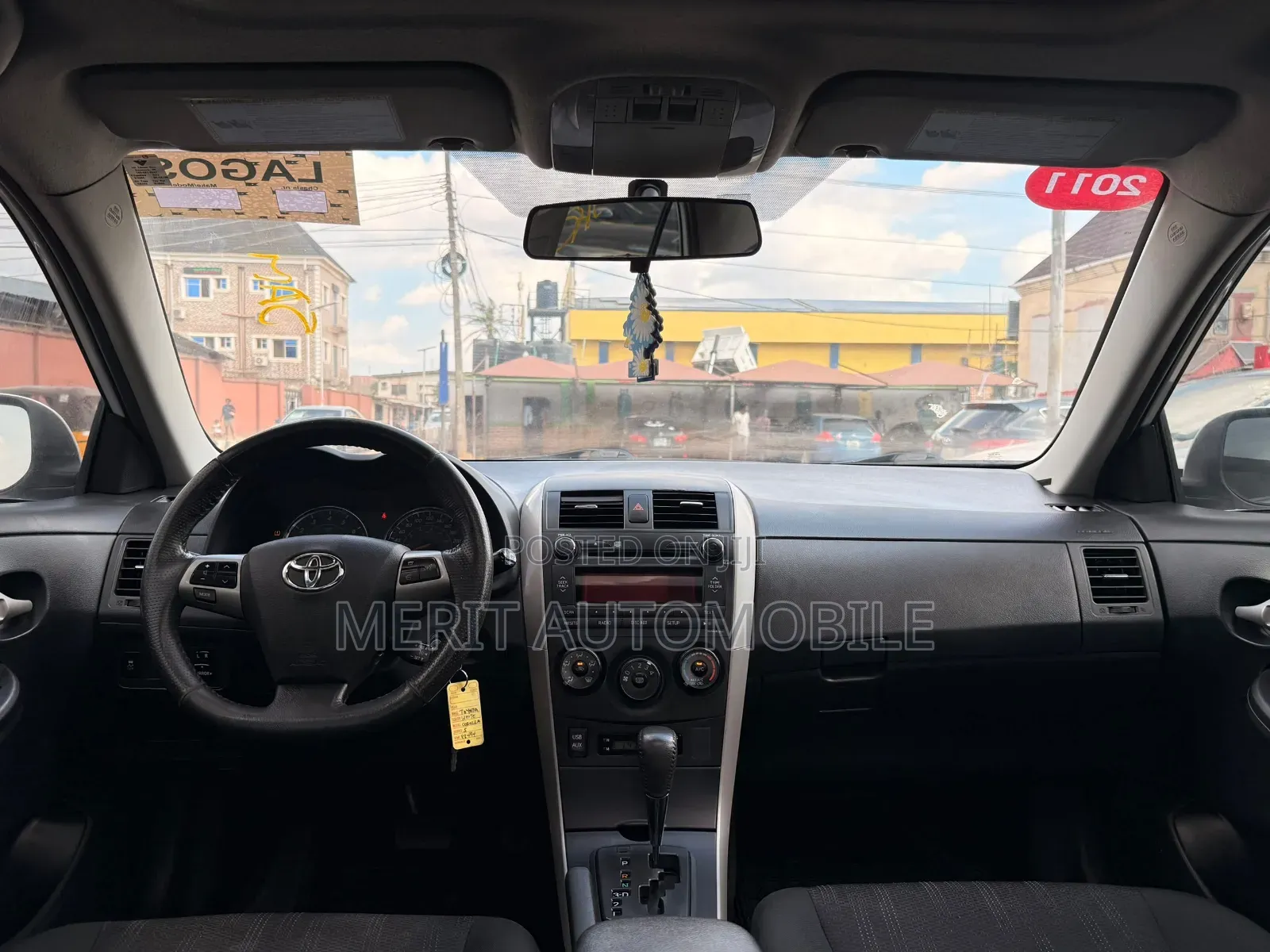 Toyota Corolla 2011 White