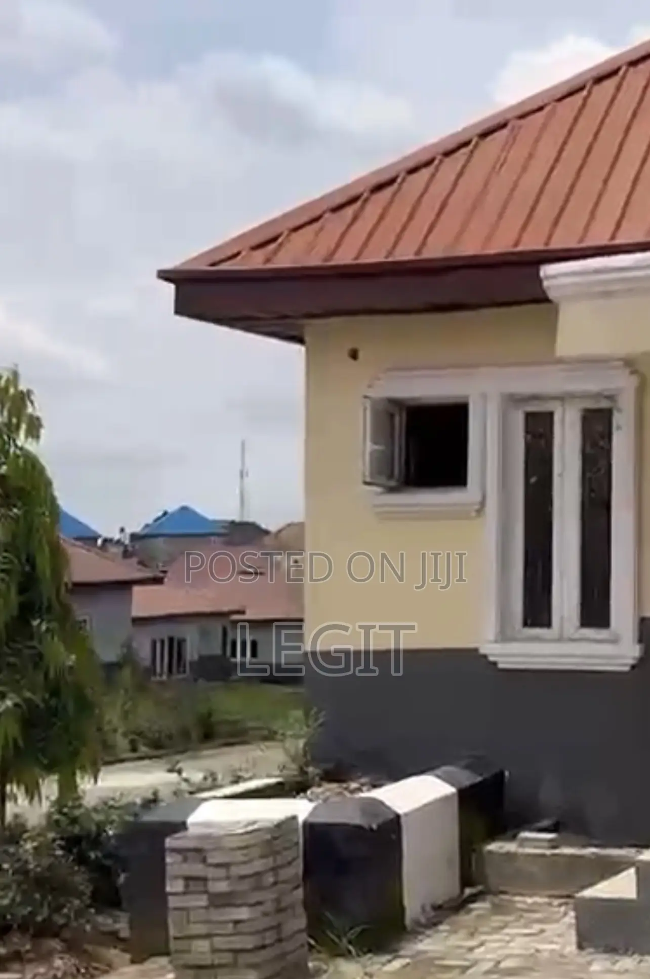 2bdrm Bungalow in Lugbe District for sale