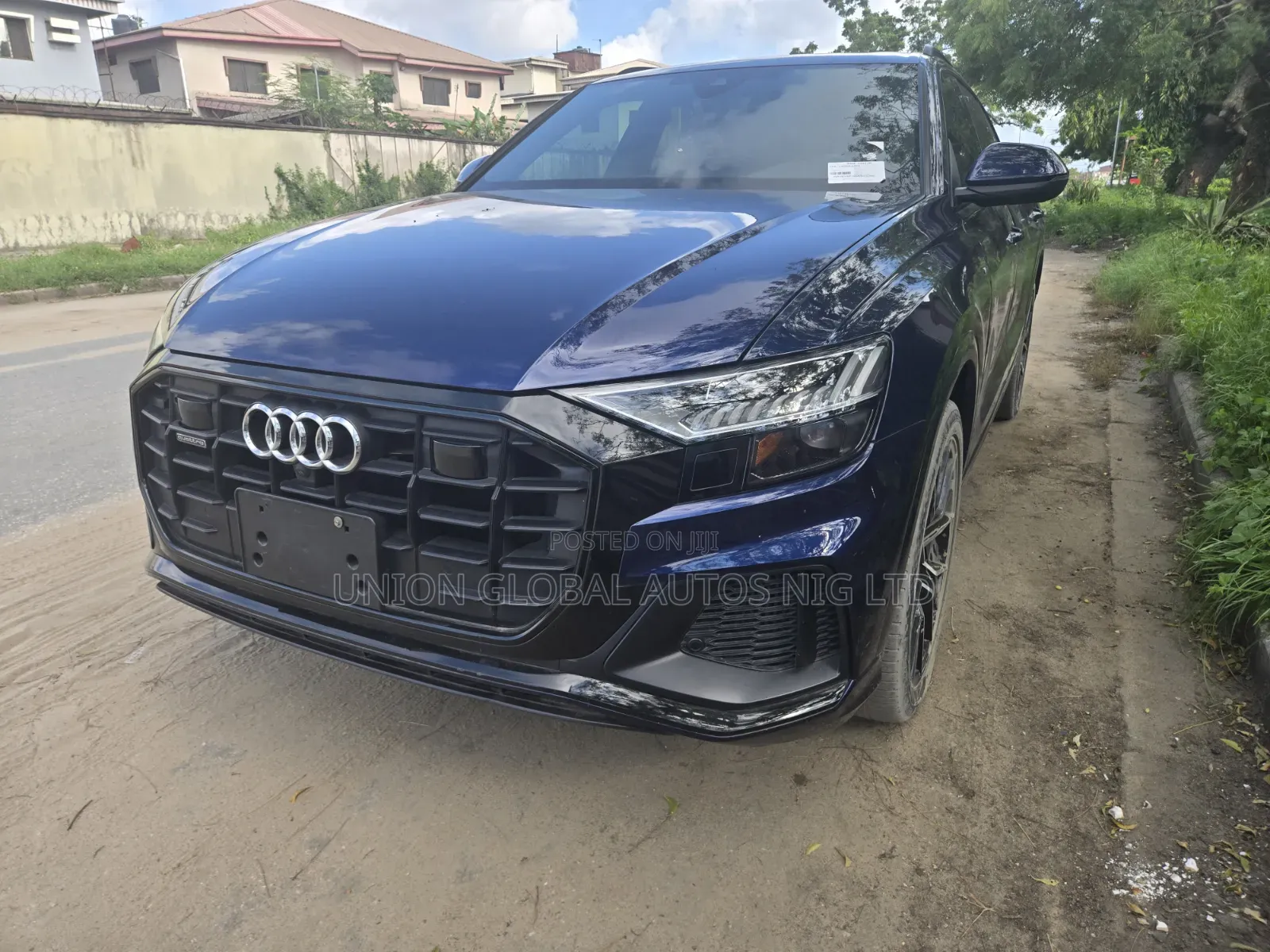 Audi Q8 2022 Blue