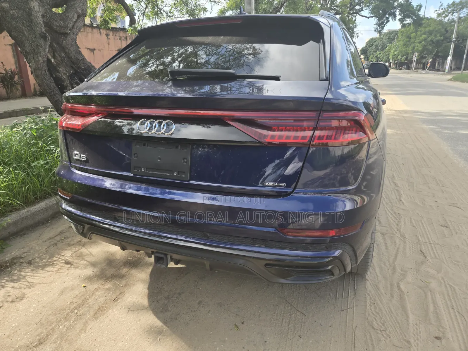 Audi Q8 2022 Blue