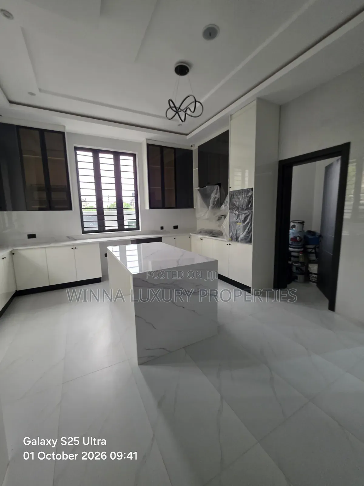 6bdrm Duplex in Apo Resettlement for sale