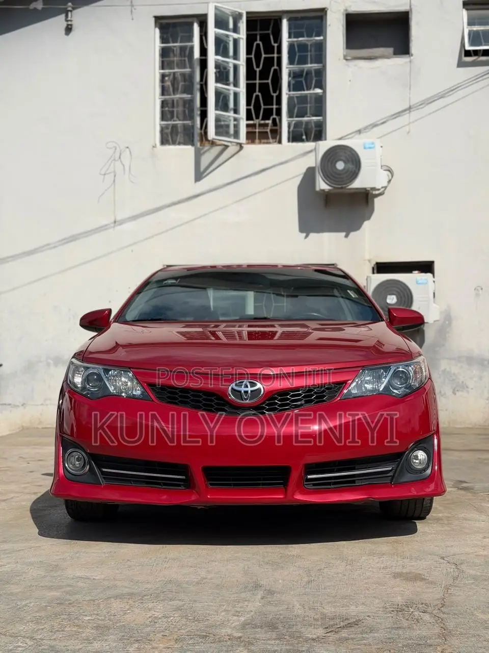 Toyota Camry SE V6 4dr Sedan (3.5L 6cyl 6A) 2012 Red