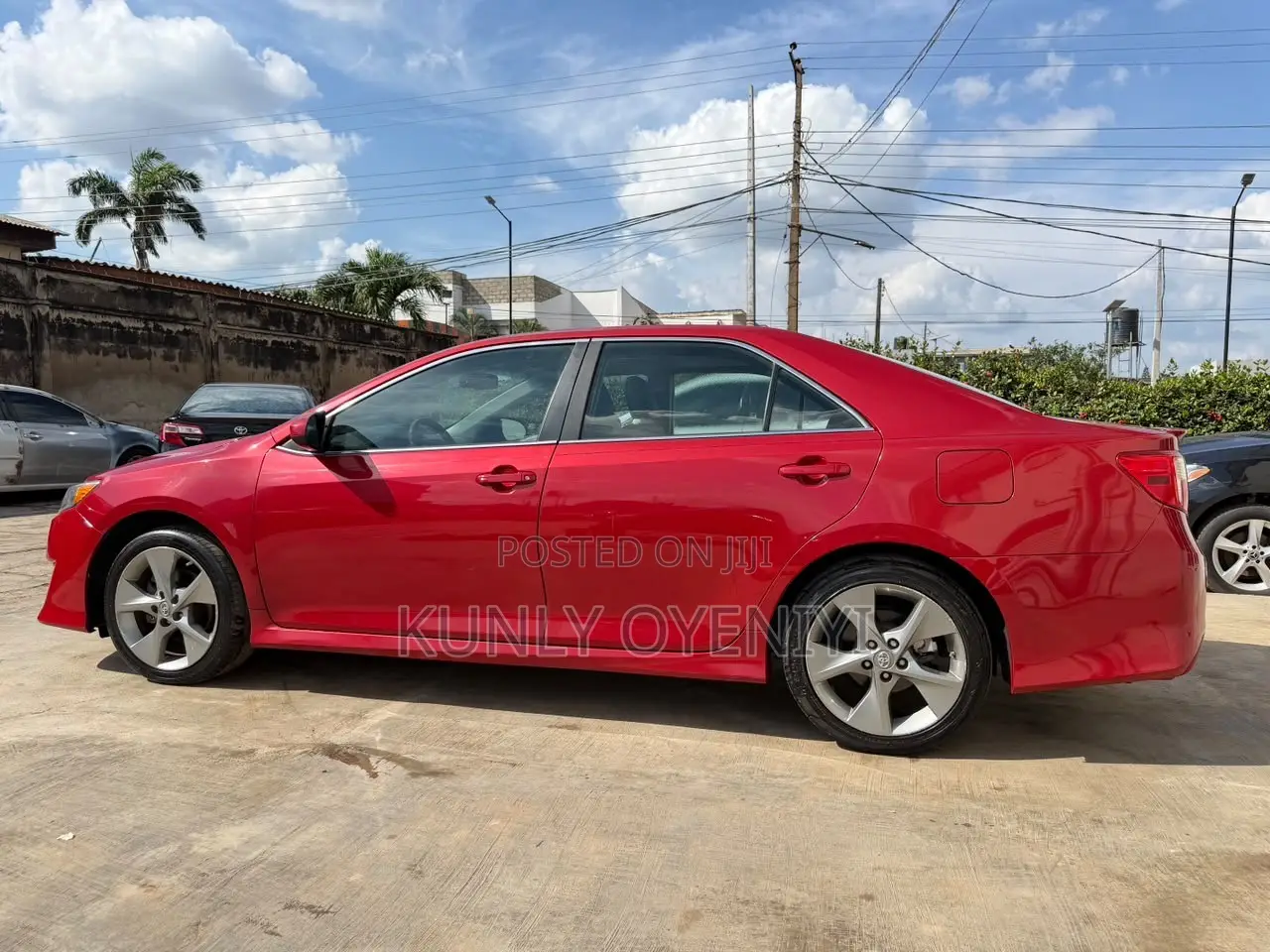 Toyota Camry SE V6 4dr Sedan (3.5L 6cyl 6A) 2012 Red