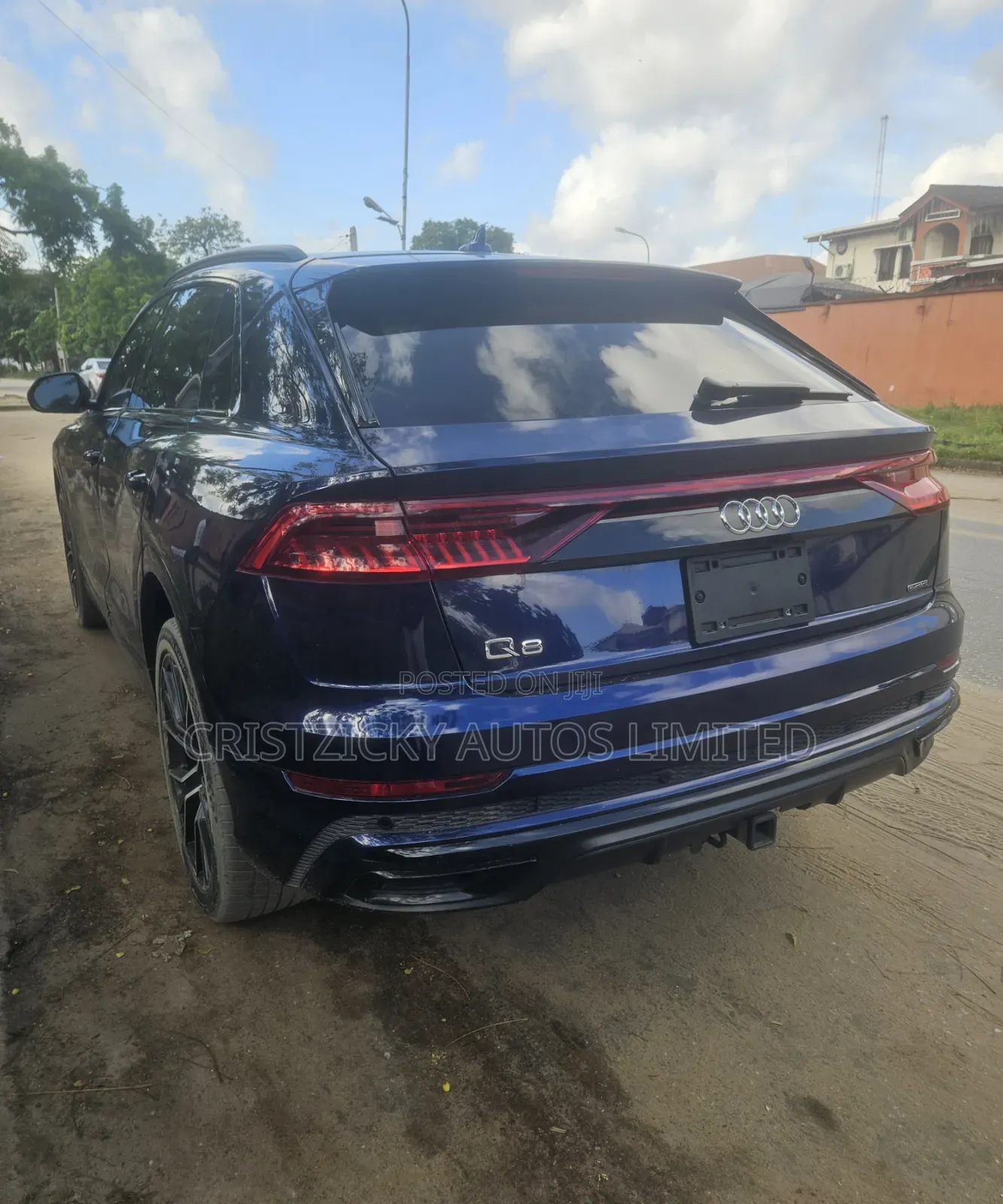 Audi Q8 2022 Blue