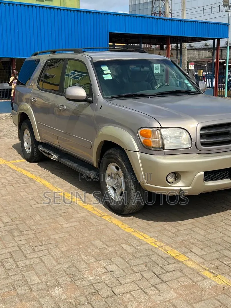 Toyota Sequoia 2000 Silver