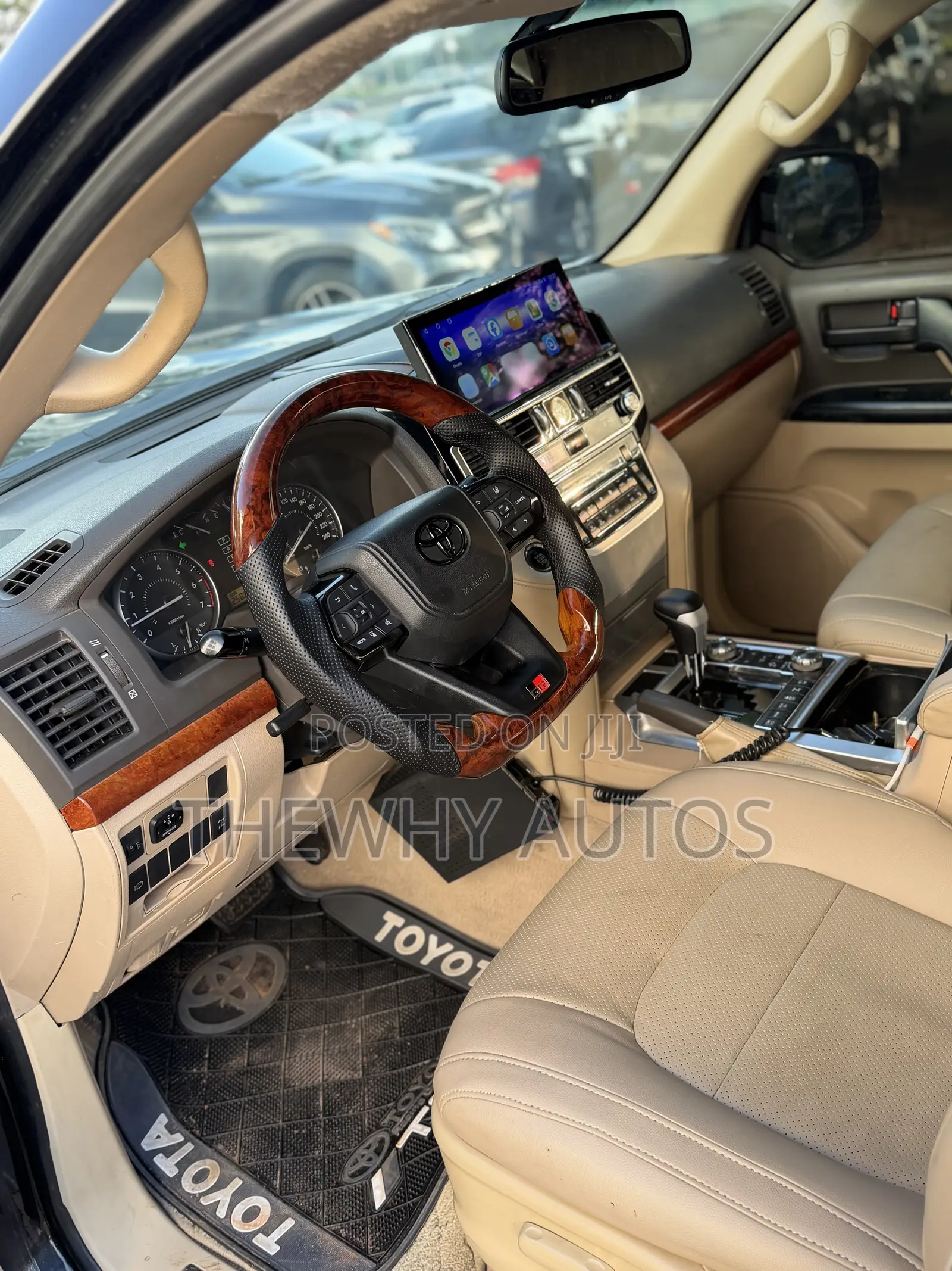 Toyota Land Cruiser 4.5 V8 VXR 2013 Black