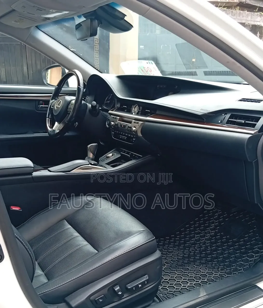 Lexus ES 350 FWD 2016 White