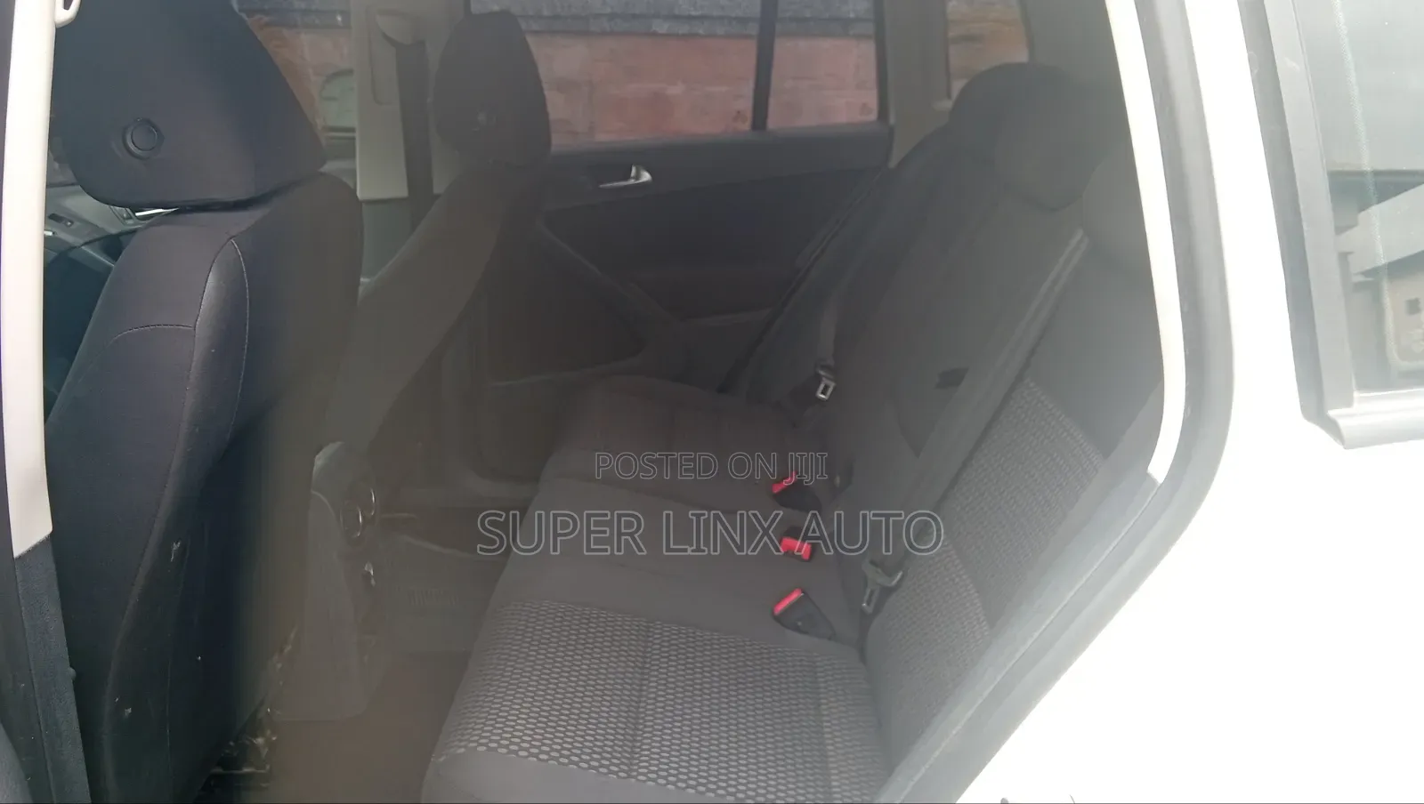 Volkswagen Tiguan 2010 Off white