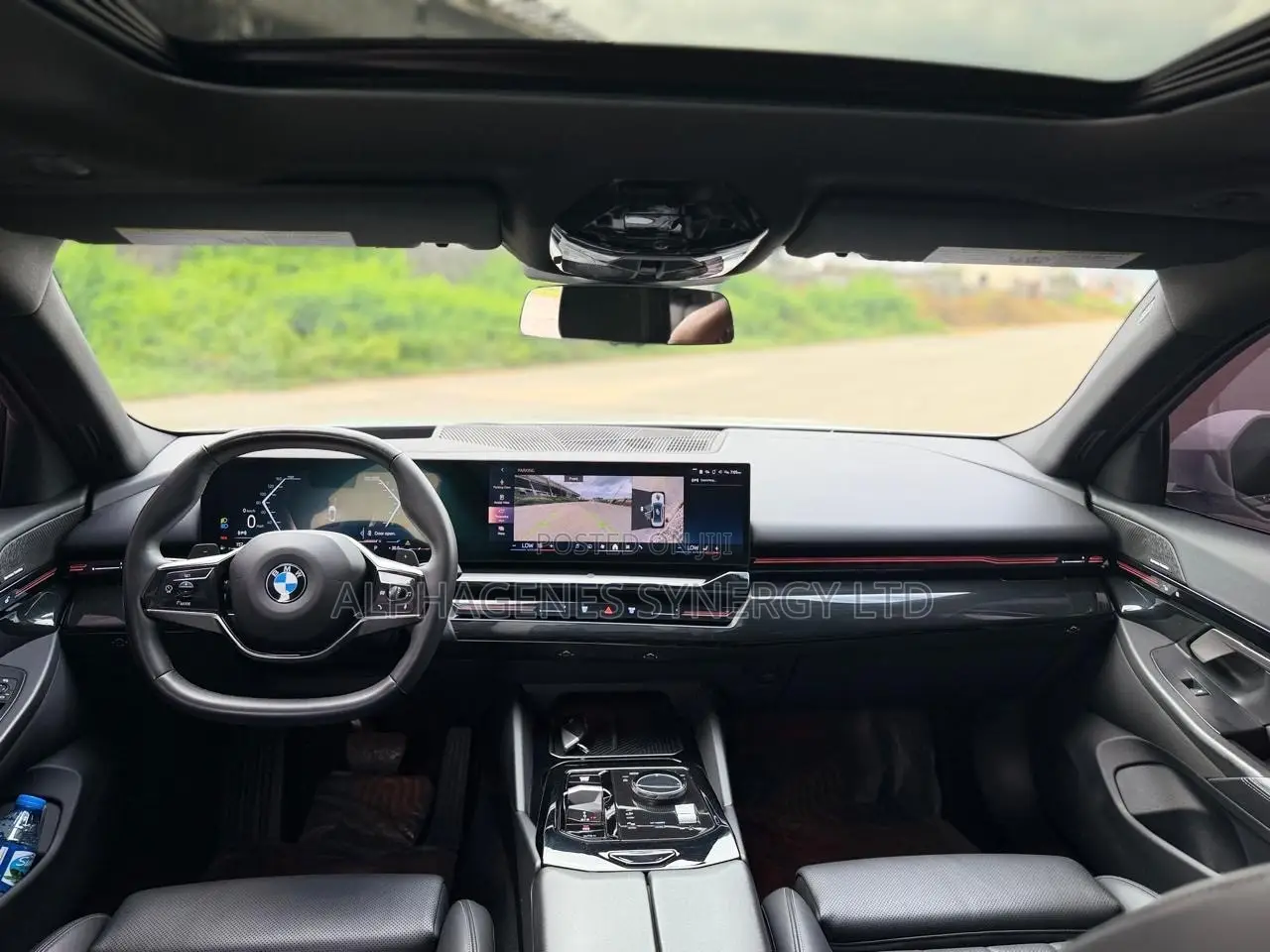 BMW 5 Series 530i xDrive AWD 2024 White