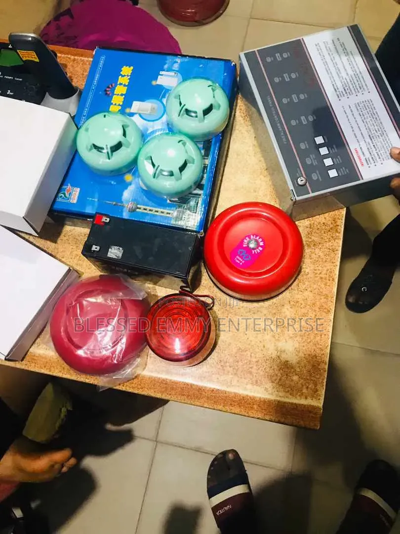 4 Zone Conventional Fire Alarm Panel