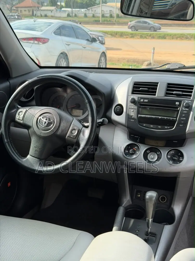 Toyota RAV4 2008 Black