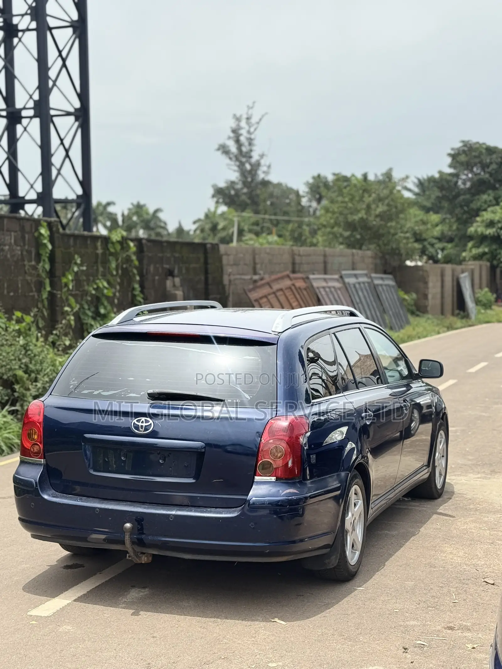 Toyota Avensis 2008 Blue