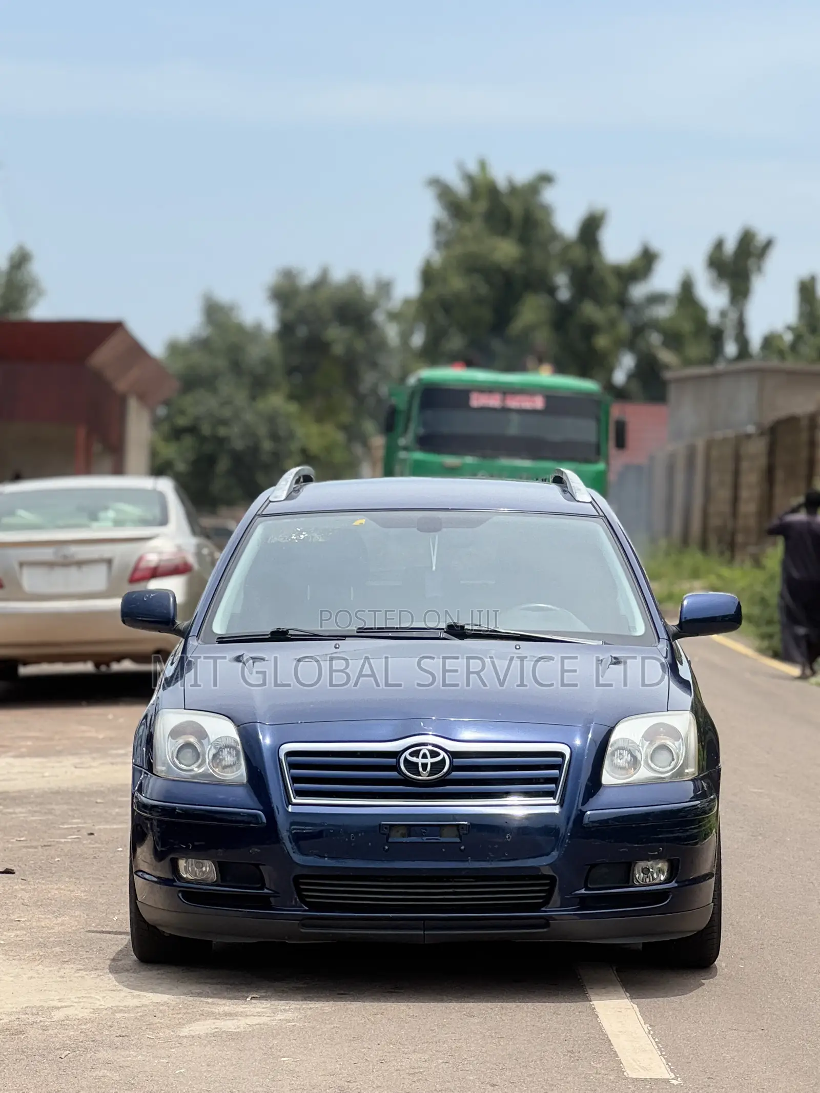 Toyota Avensis 2008 Blue