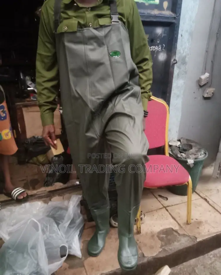 Chest Wader - Fishing Wader Suit - PVC - Boot Attached - Green