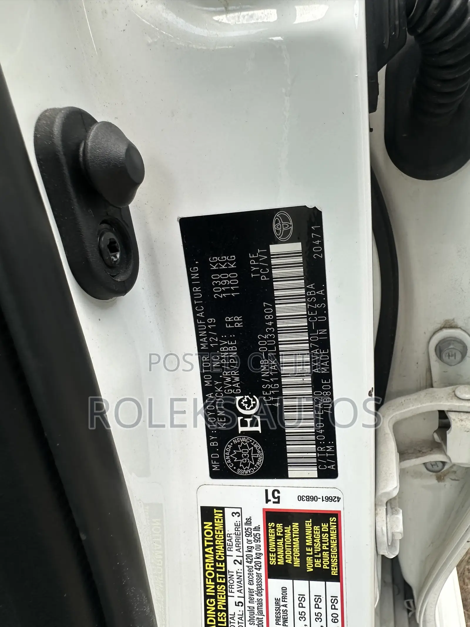 Toyota Camry SE FWD 2020 White