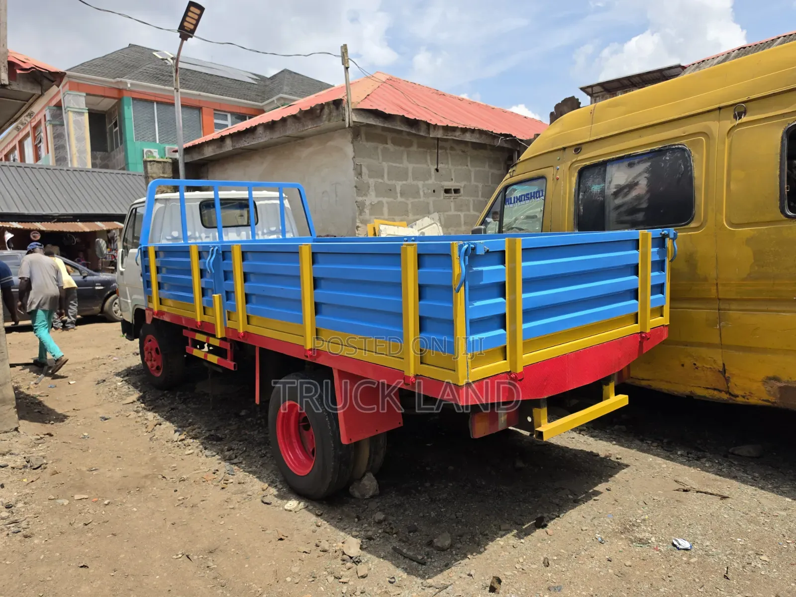 Toyota Dyna 200 Long Frame