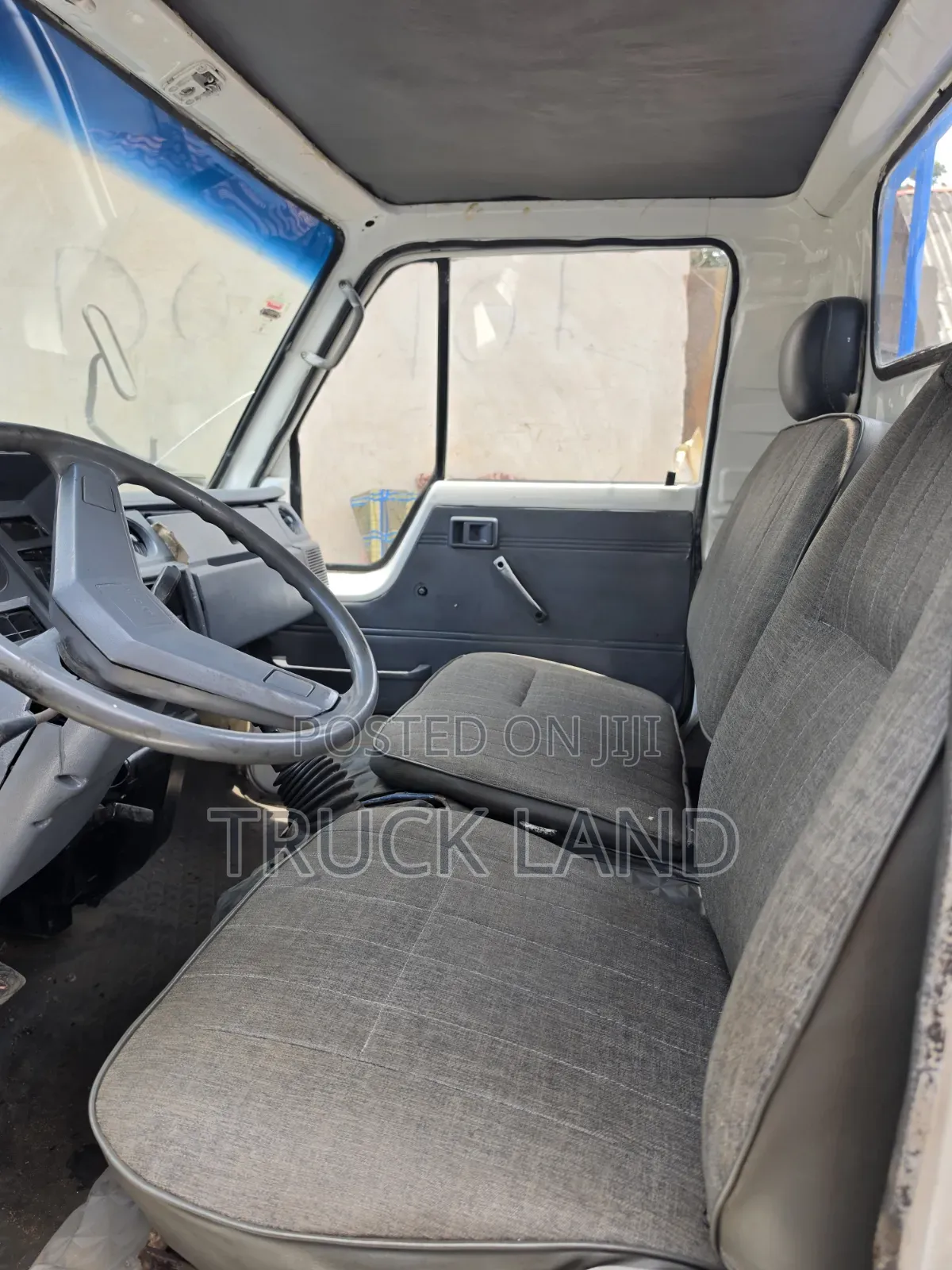 Toyota Dyna 200 Long Frame