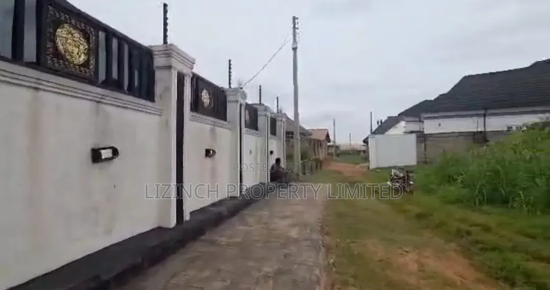 3bdrm Bungalow in Benin City for sale