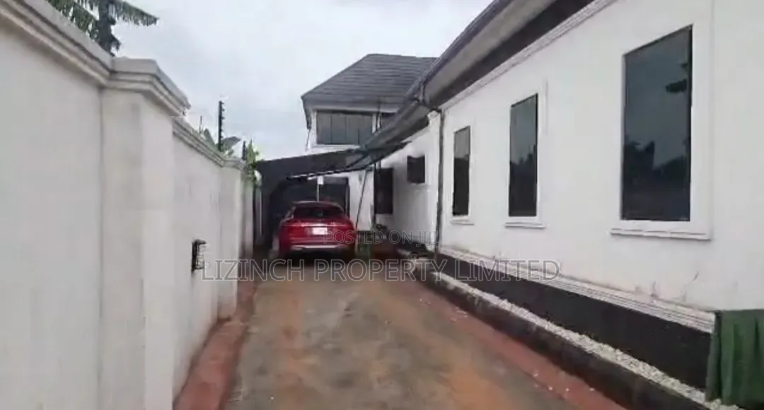 3bdrm Bungalow in Benin City for sale
