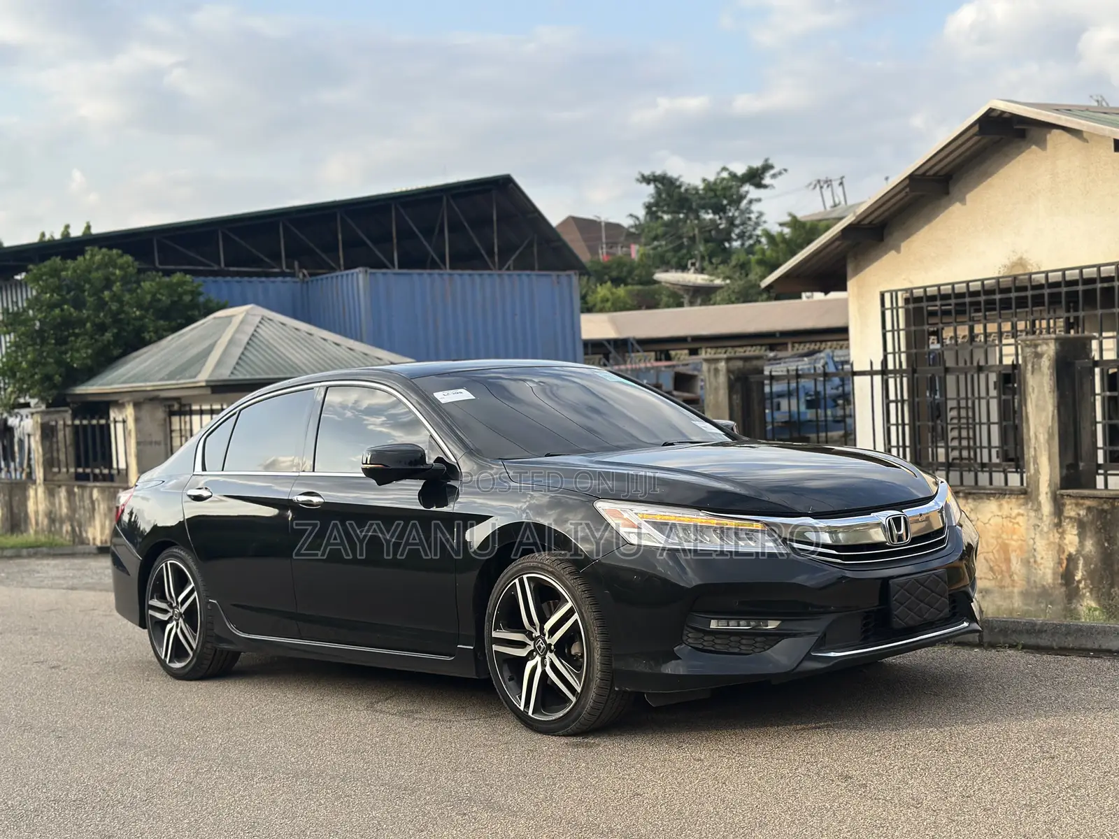 Honda Accord Touring V6 4dr Sedan FWD (3.5L 6cyl 6A) 2017 Black