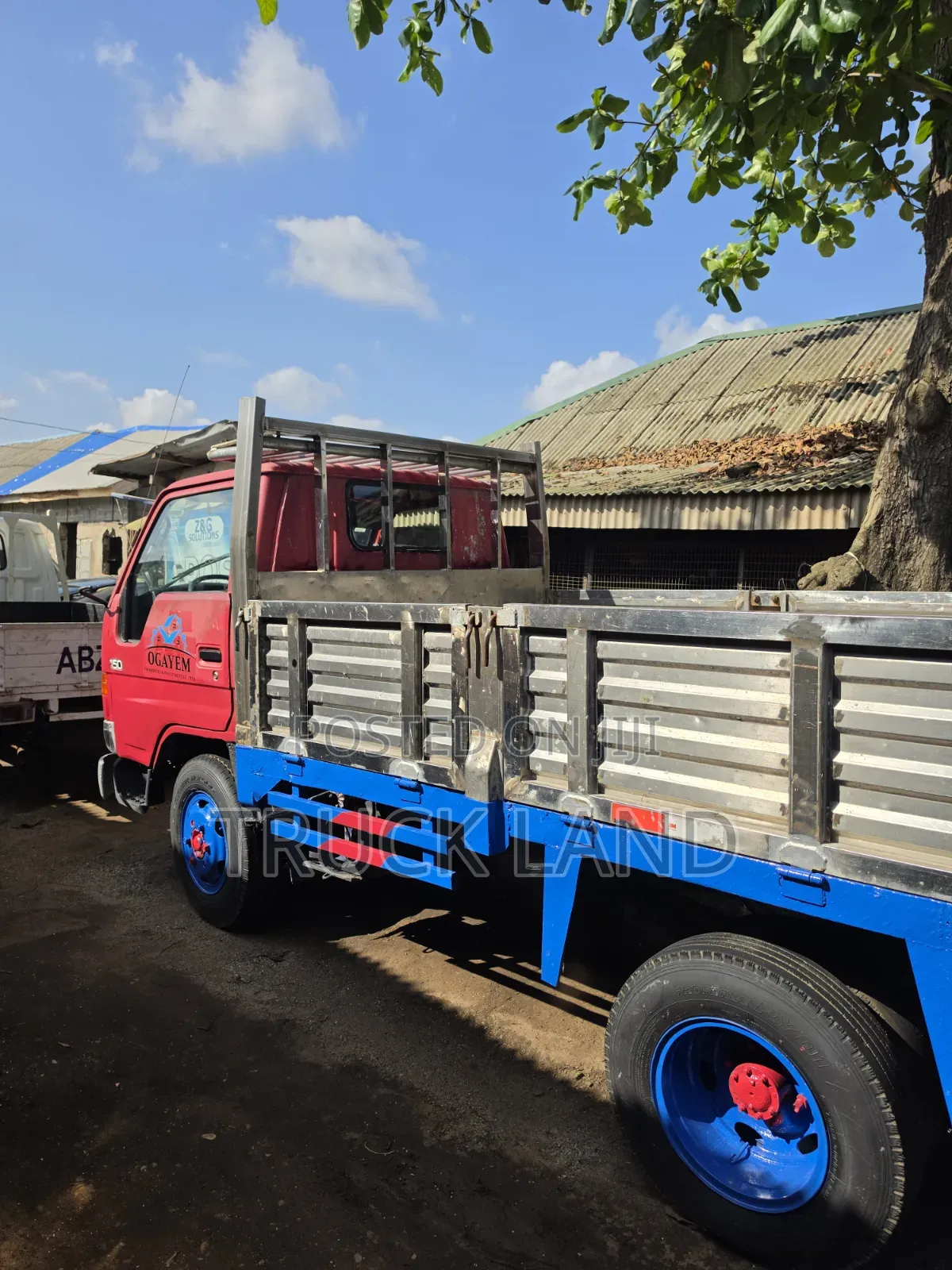 Toyota Dyna 150 Six Tyres ( New Tokunbo 2RZ Engine)