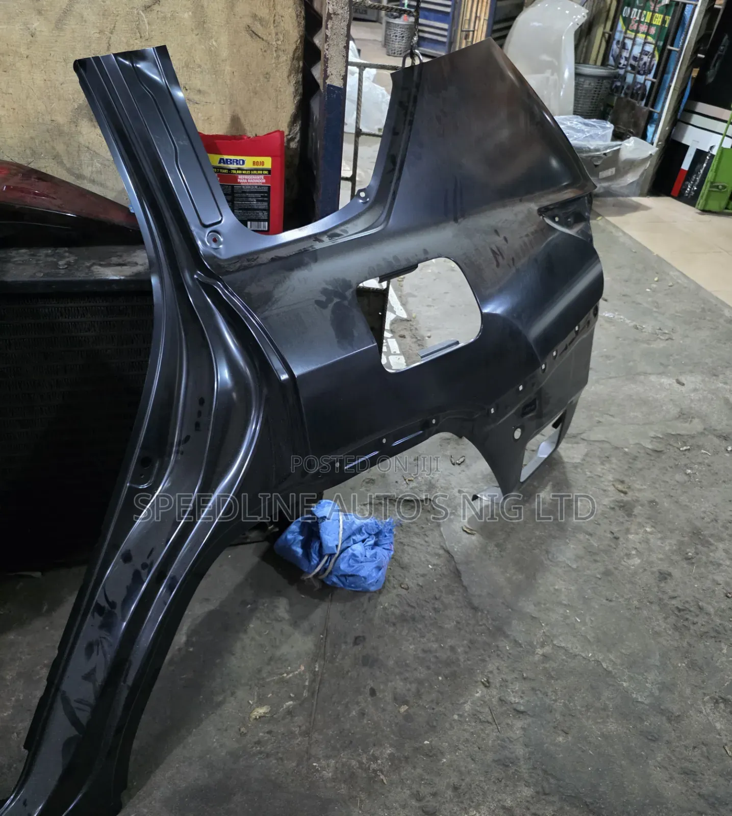 Complete Set of Back Fender Lexus Lx600 2023/2025 Model Original