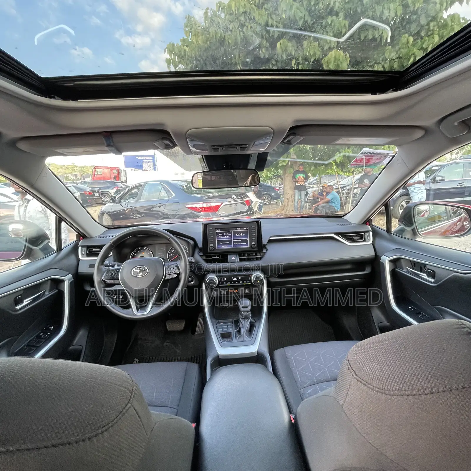 Toyota RAV4 XLE AWD 2019