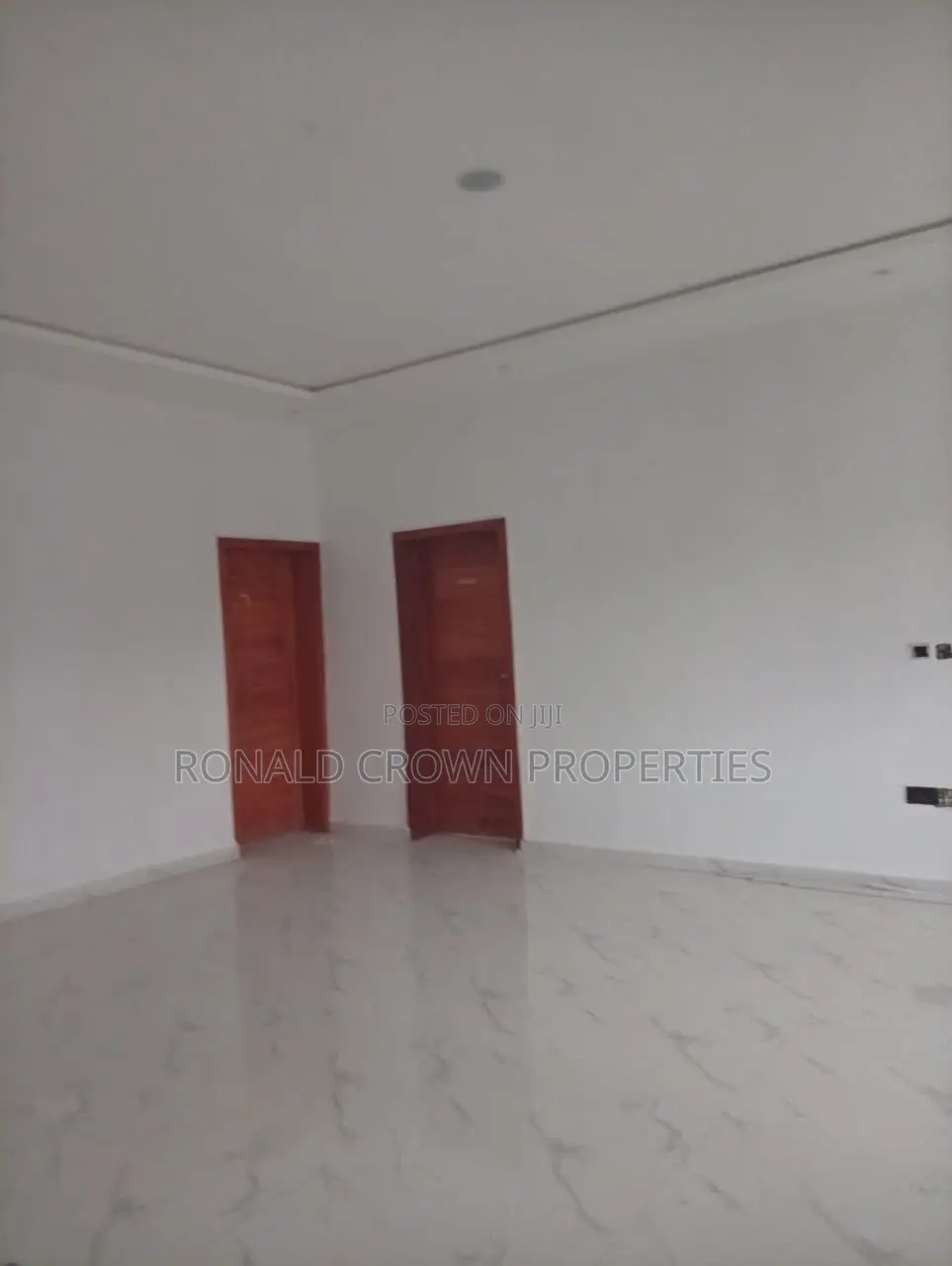 3bdrm Apartment in Ikeja for sale