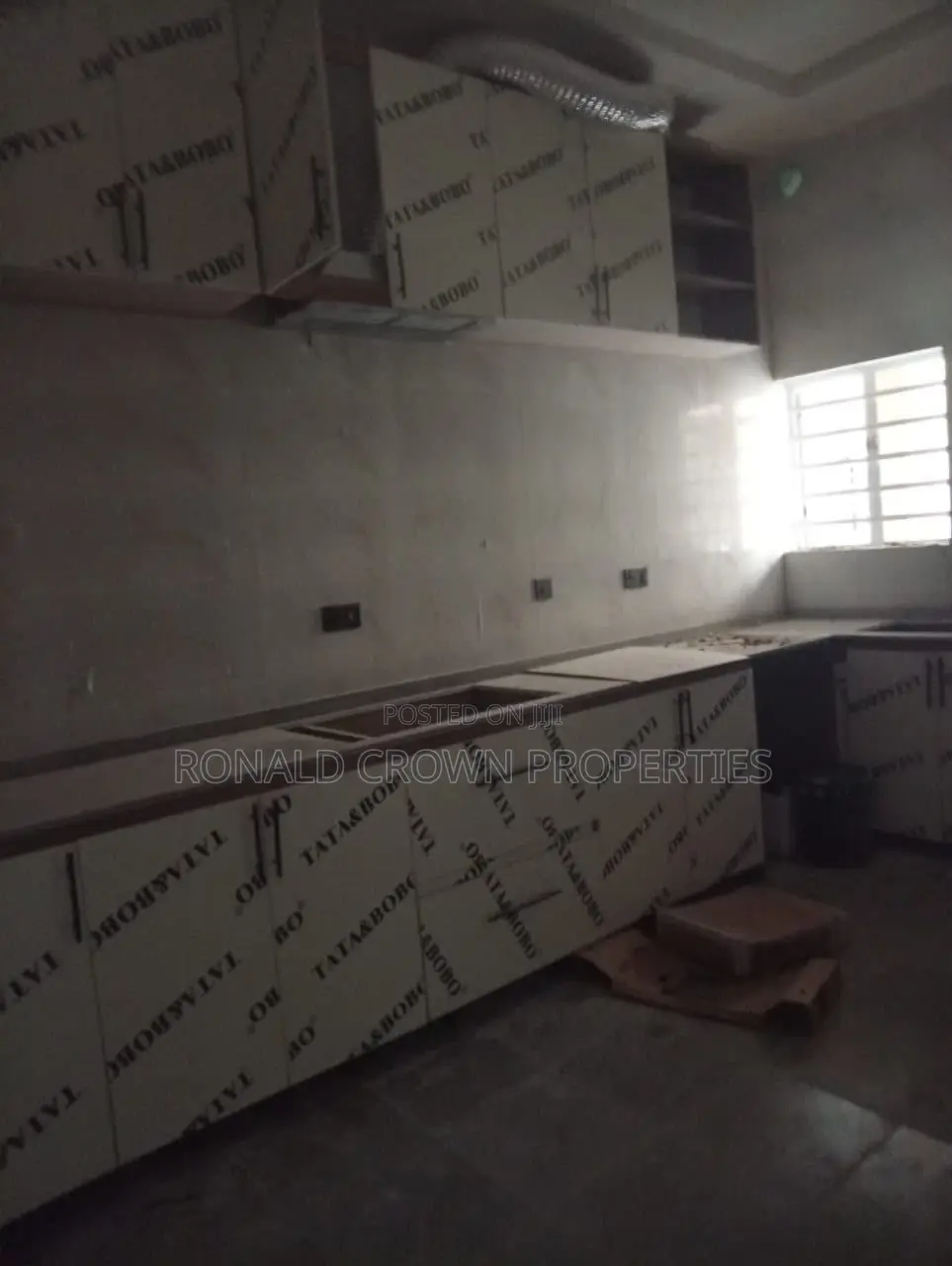 3bdrm Apartment in Ikeja for sale