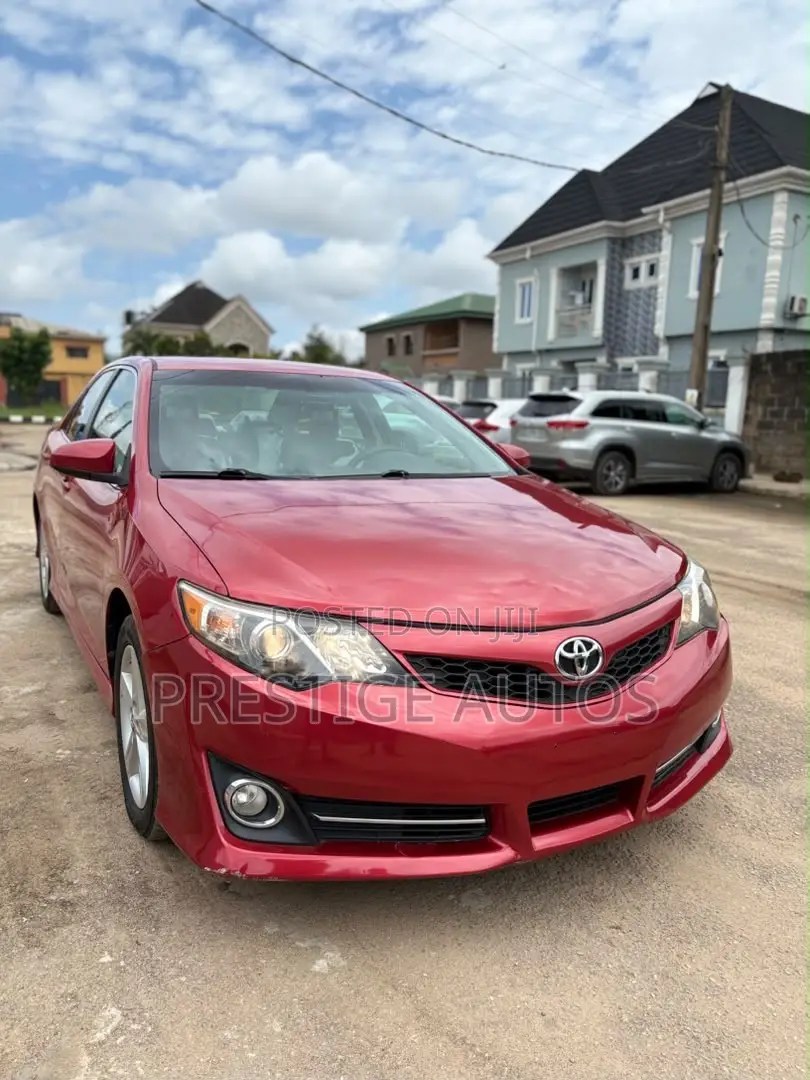 Toyota Camry 2013 Red